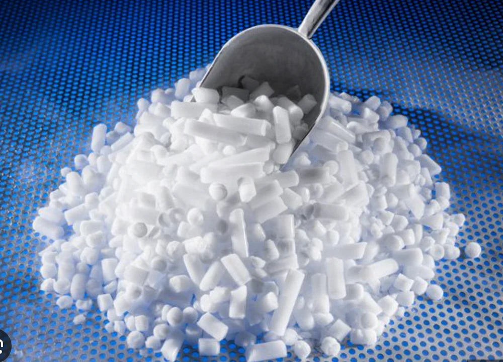 Dry Ice Cleaning 101: Everything You Need to Know About Dry Ice Blasting for Detailing & Beyond