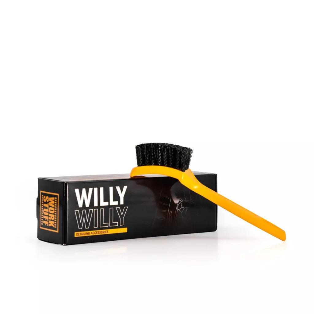 TRAVAIL — Brosse à pneus Willy-Willy