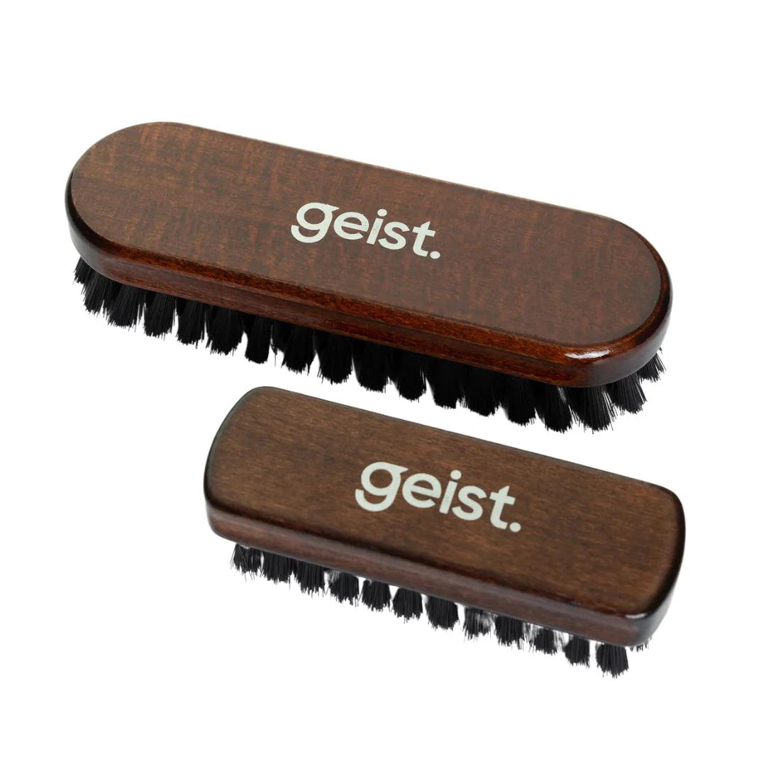GEIST Leather Brush