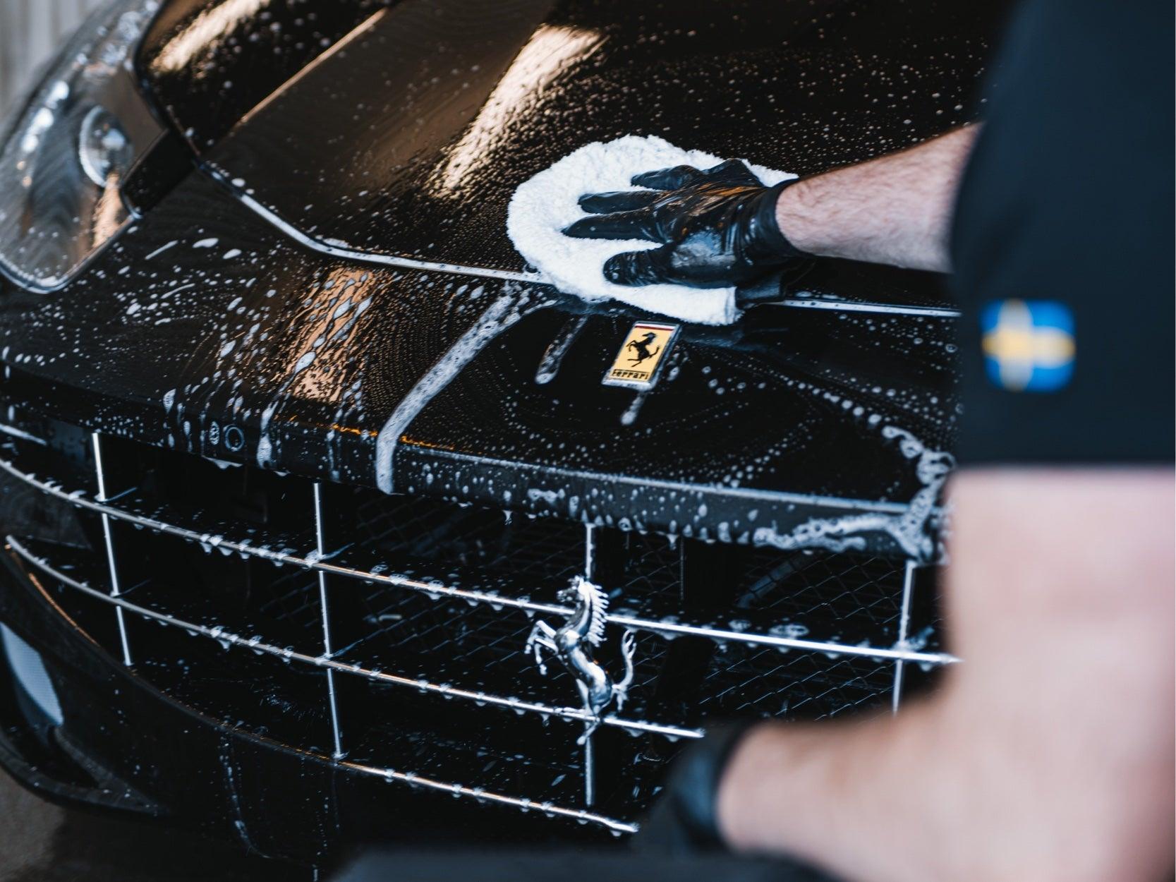 PURE:EST Gant de Lavage en Microfibre - Votre Solution Premium pour un Nettoyage de Voiture Doux et Sans Rayures