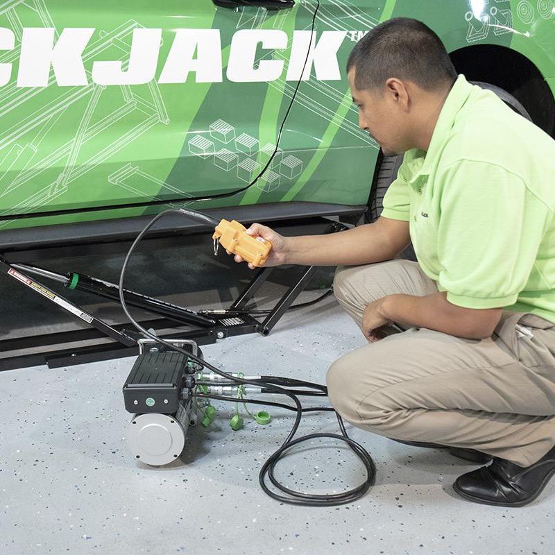 Pont élévateur portable QuickJack 6000TL / 6000TLX – Capacité de 6 000 lb pour les garages domestiques et les journées sur circuit