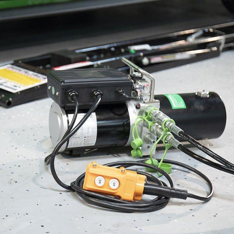 Pont élévateur portable QuickJack 6000TL / 6000TLX – Capacité de 6 000 lb pour les garages domestiques et les journées sur circuit
